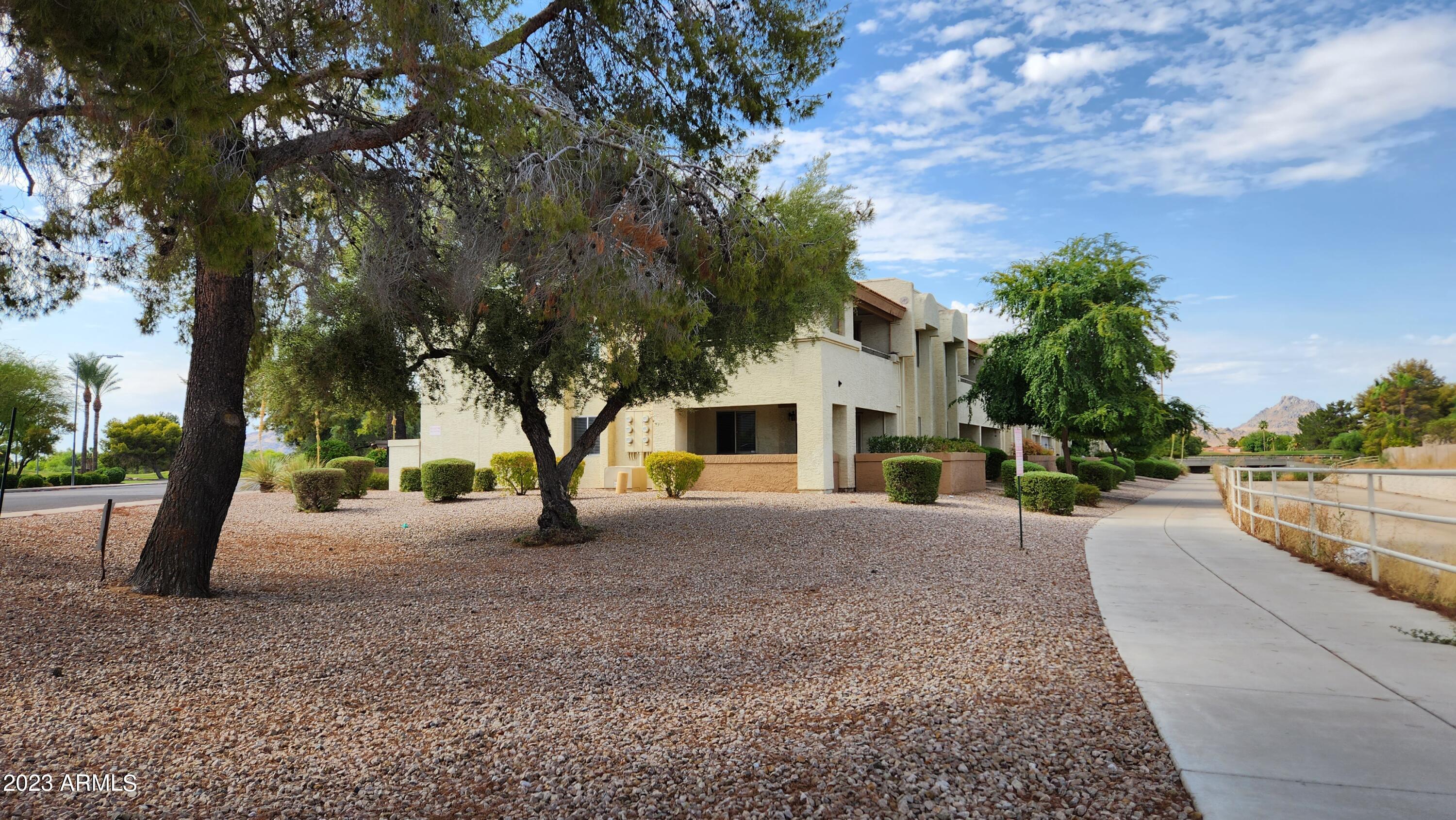 4150 East Cactus Road, Unit 101 Phoenix, AZ 85032 - Photo 19 of 27 OPEN SPACE NEARBY