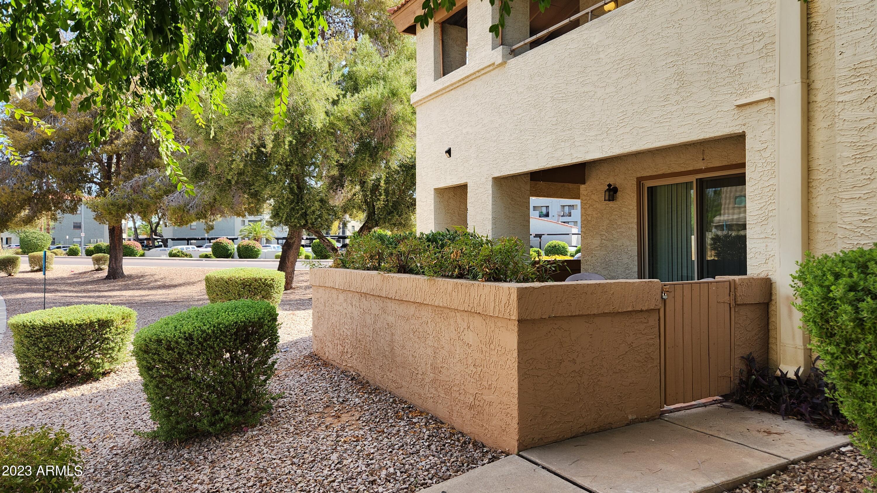 4150 East Cactus Road, Unit 101 Phoenix, AZ 85032 - Photo 2 of 27 PRIVATE PATIO
