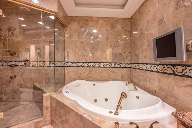 $639,900 | 414 East Hiawatha Drive, Unit 103, Wisconsin Dells, WI 53965