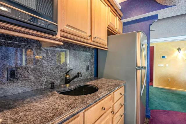 $639,900 | 414 East Hiawatha Drive, Unit 103, Wisconsin Dells, WI 53965