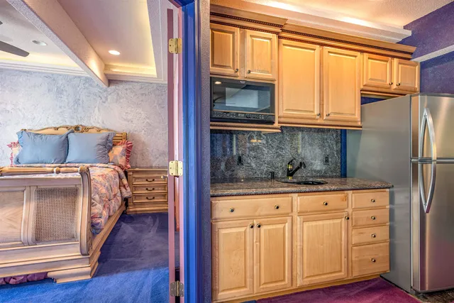 $639,900 | 414 East Hiawatha Drive, Unit 103, Wisconsin Dells, WI 53965