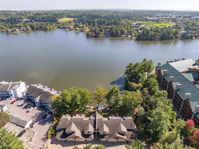$639,900 | 414 East Hiawatha Drive, Unit 103, Wisconsin Dells, WI 53965
