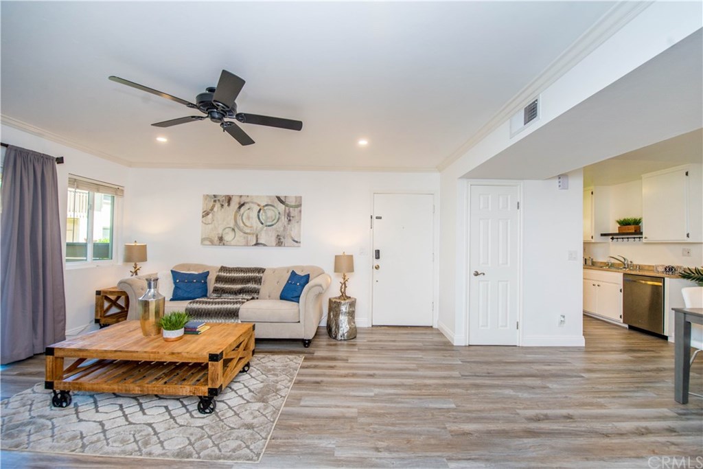 20885 Serrano Creek Road, Unit 79 Lake Forest, CA 92630 - Photo 3 of 27