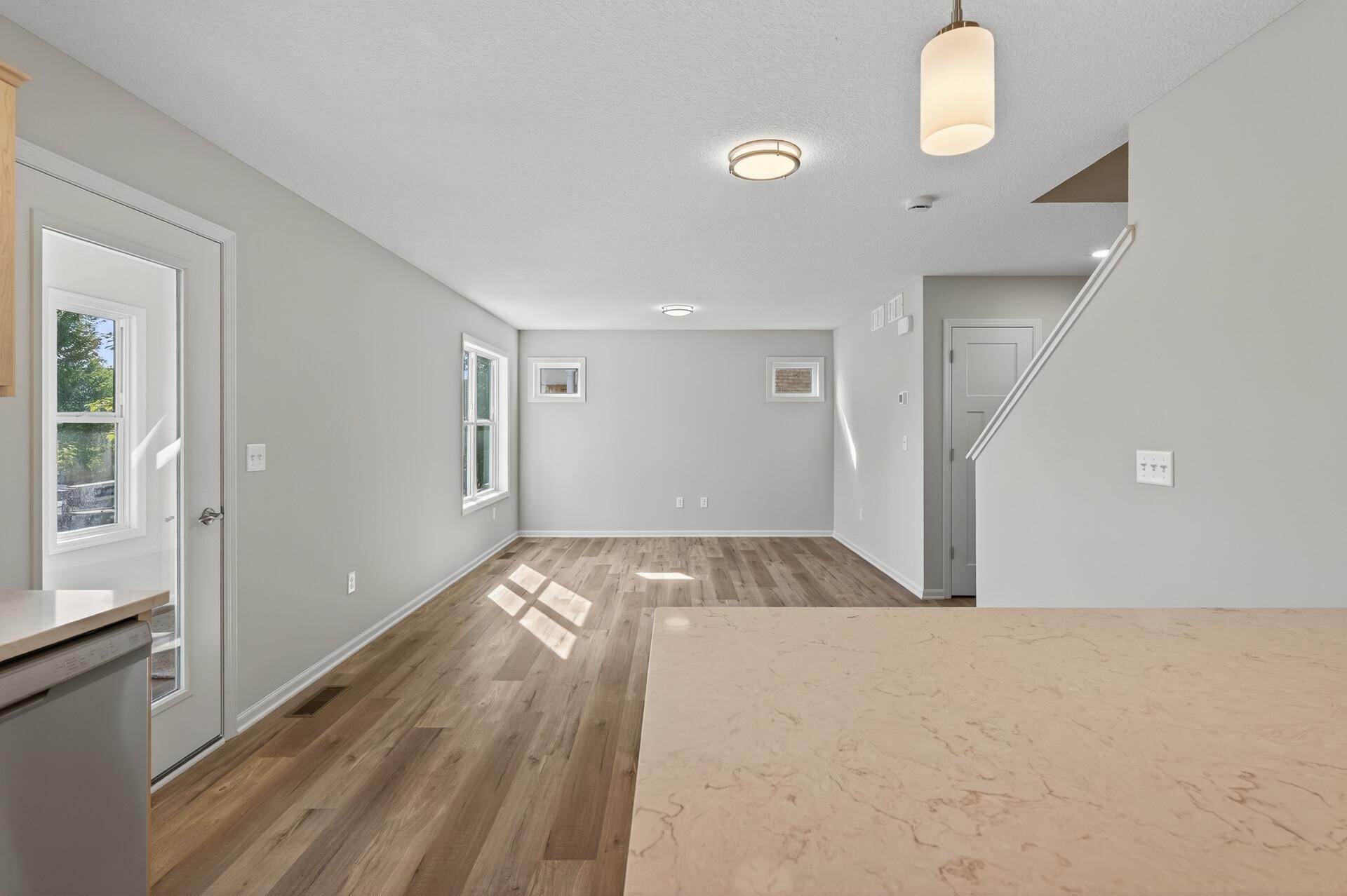 213 North Walnut Street Chaska, MN 55318 - Photo 8 of 29