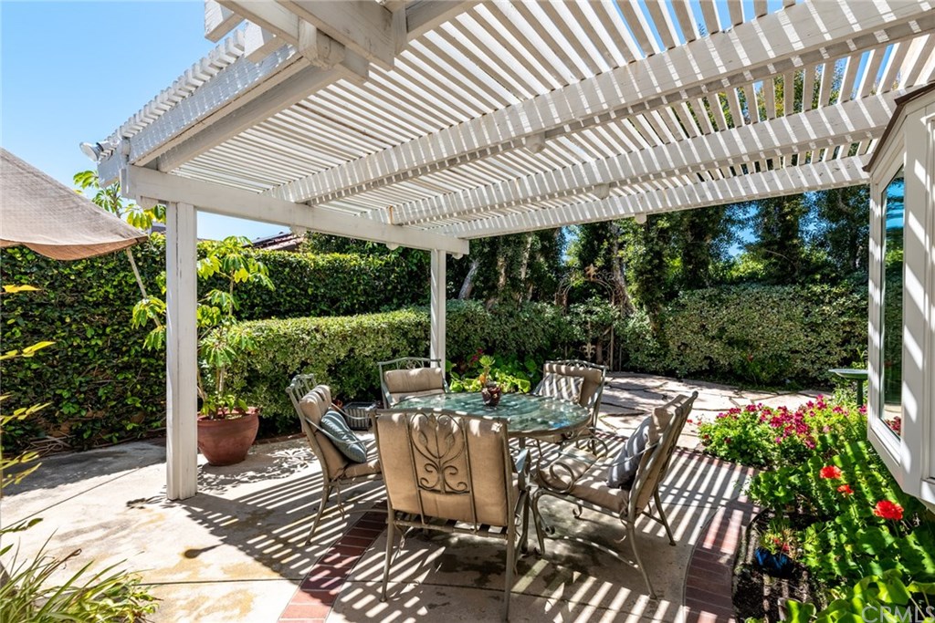 27342 Capricho Mission Viejo, CA 92692 - Photo 21 of 59