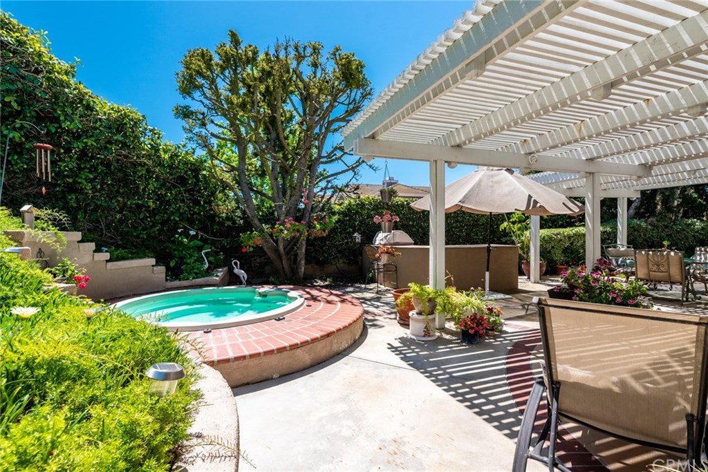 27342 Capricho Mission Viejo, CA 92692 - Photo 22 of 59