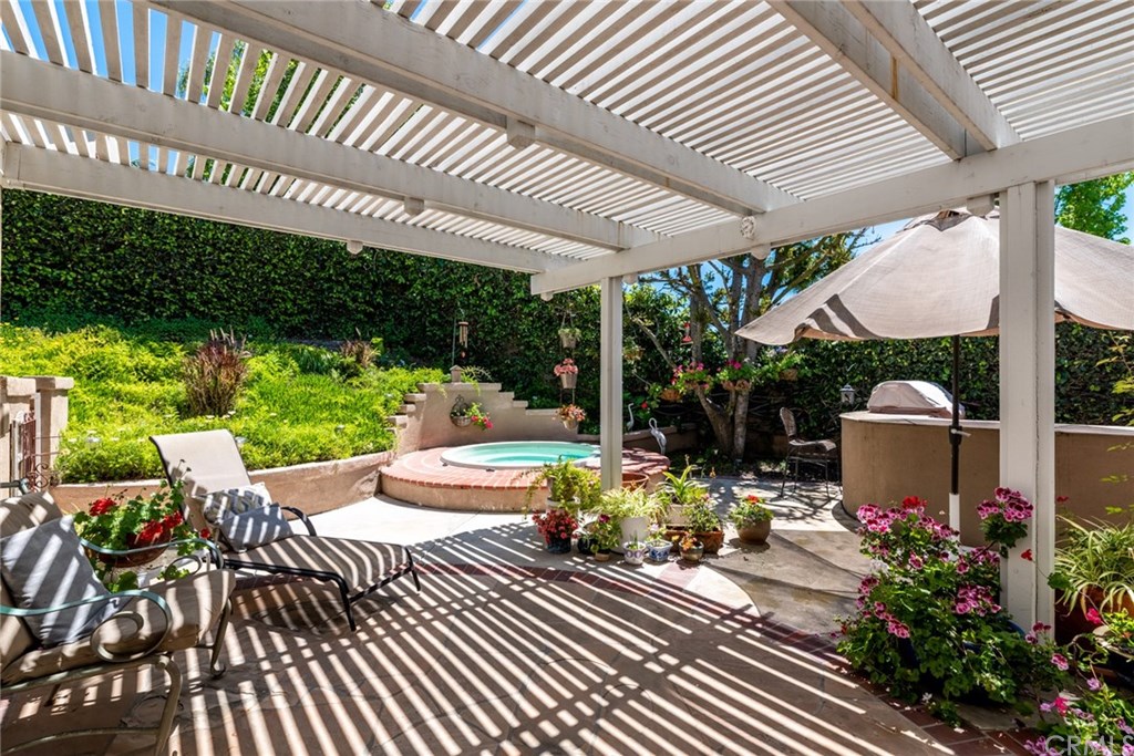 27342 Capricho Mission Viejo, CA 92692 - Photo 23 of 59