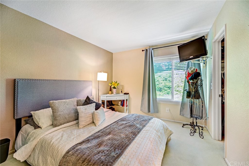 27342 Capricho Mission Viejo, CA 92692 - Photo 35 of 59