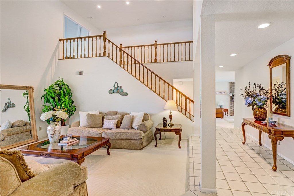 27342 Capricho Mission Viejo, CA 92692 - Photo 5 of 59