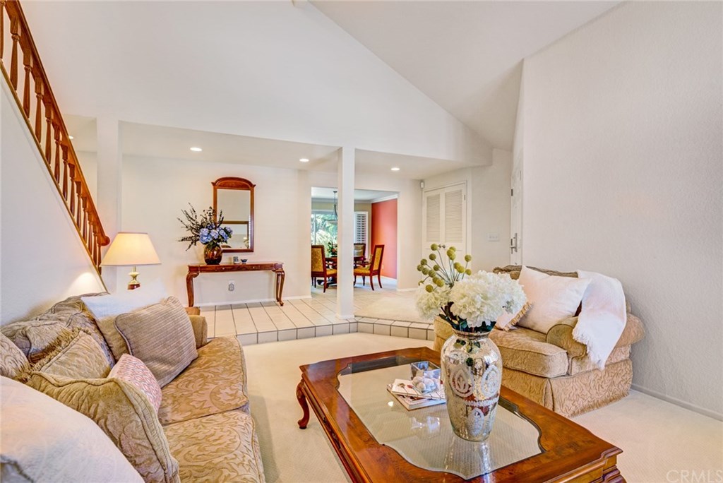 27342 Capricho Mission Viejo, CA 92692 - Photo 6 of 59