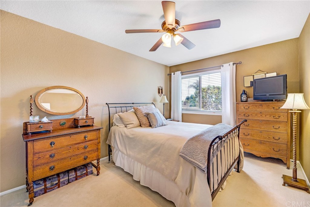 27342 Capricho Mission Viejo, CA 92692 - Photo 8 of 59