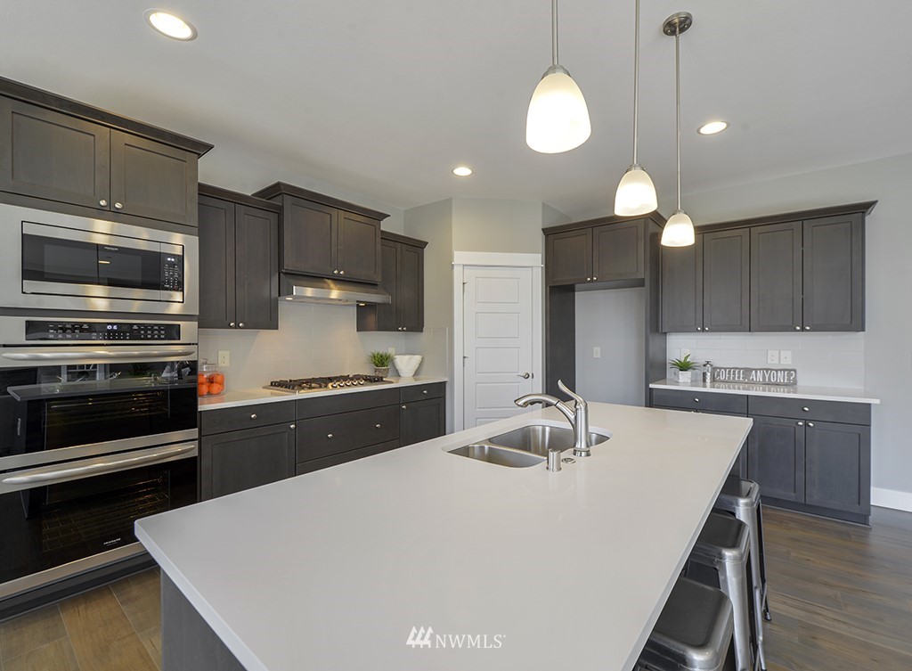 7909 Connells Prairie Road Bonney Lake, WA 98391 - Photo 6 of 27 Gallery Image 6