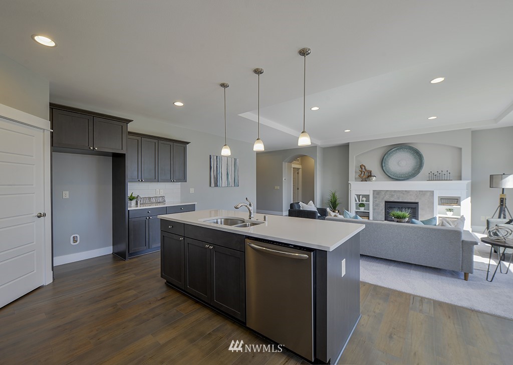 7909 Connells Prairie Road Bonney Lake, WA 98391 - Photo 8 of 27 Gallery Image 8