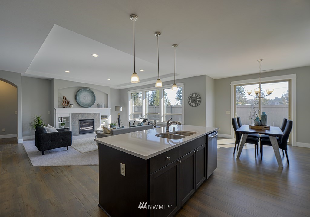 7909 Connells Prairie Road Bonney Lake, WA 98391 - Photo 9 of 27 Gallery Image 9