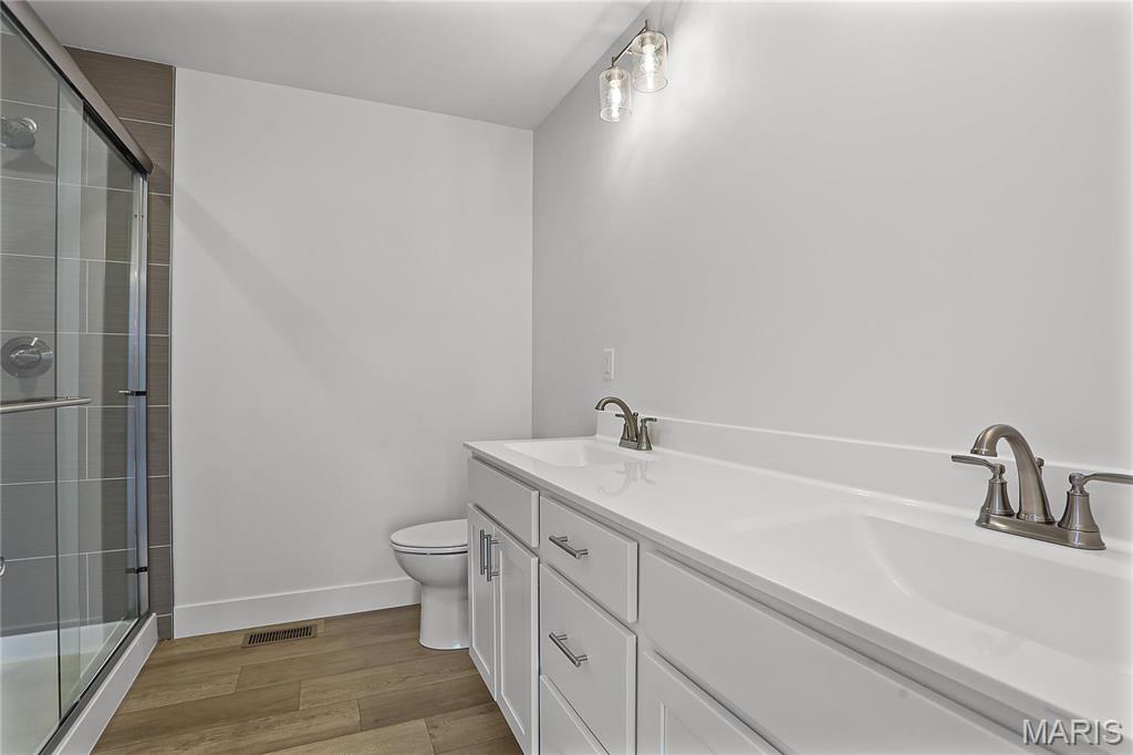 404 Rumsfeld Drive Troy, IL 62294 - Photo 23 of 32