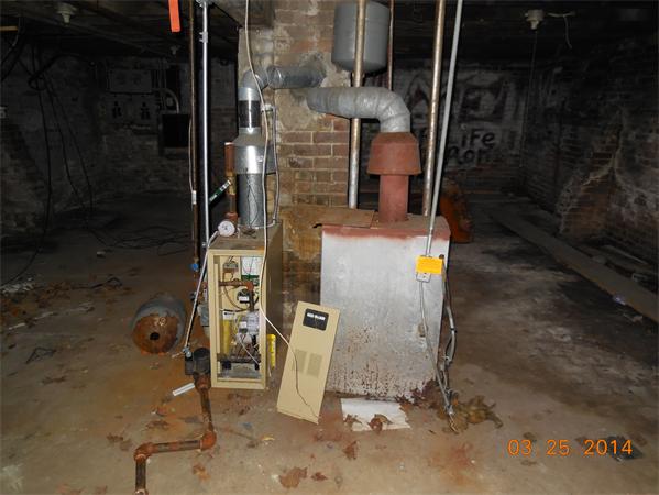 135 Pendleton Avenue Springfield, MA 01109 - Photo 12 of 13 Gallery Image 12