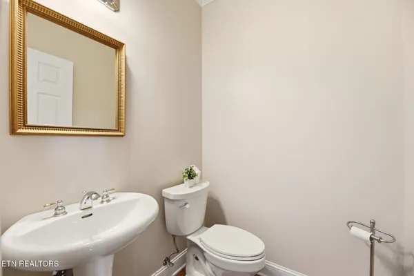 $774,900 | 10300 Evening Ridge Lane, Knoxville, TN 37922