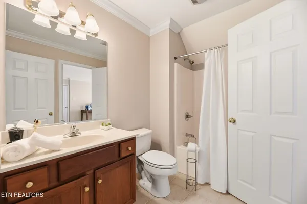 $774,900 | 10300 Evening Ridge Lane, Knoxville, TN 37922