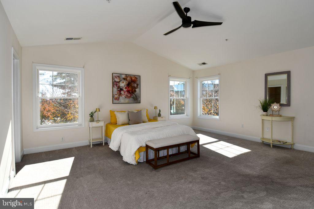 2013 Conley Court Silver Spring, MD 20904 - Photo 17 of 41 Owners Suite