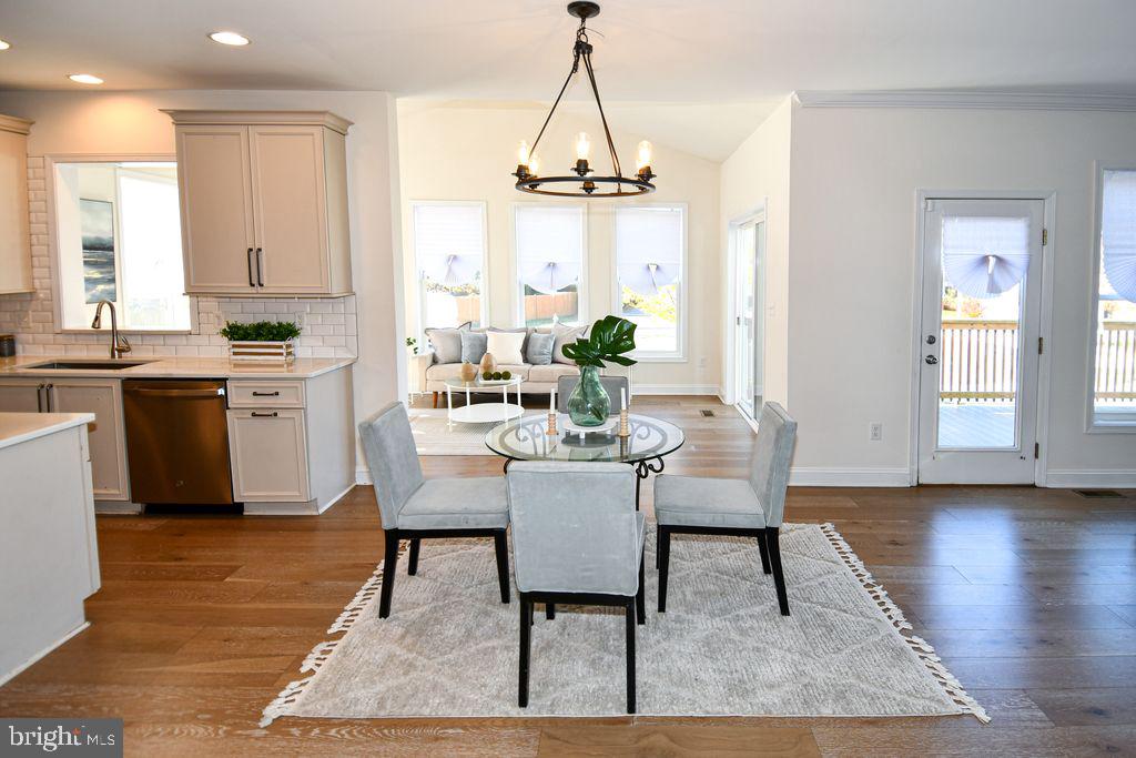 2013 Conley Court Silver Spring, MD 20904 - Photo 6 of 41 Eat-In Kitchen