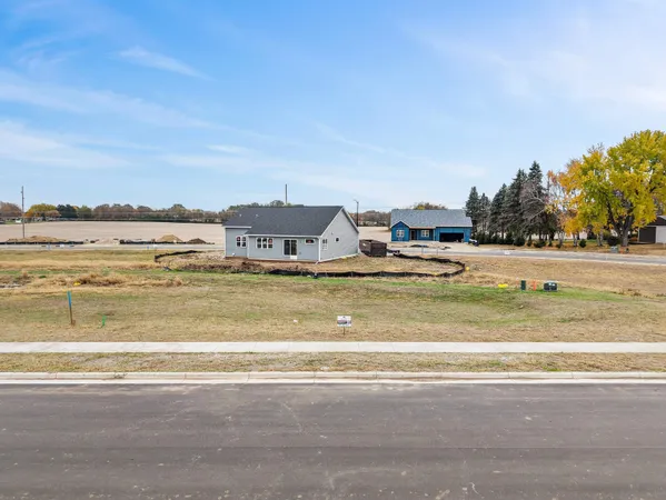 $119,900 | 351 Wild Rose, Stoughton, WI 53589