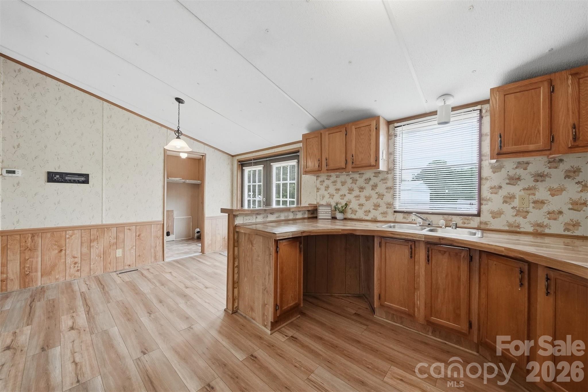 3617 Sulphur Springs Road Northeast Hickory, NC 28601 - Photo 11 of 35
