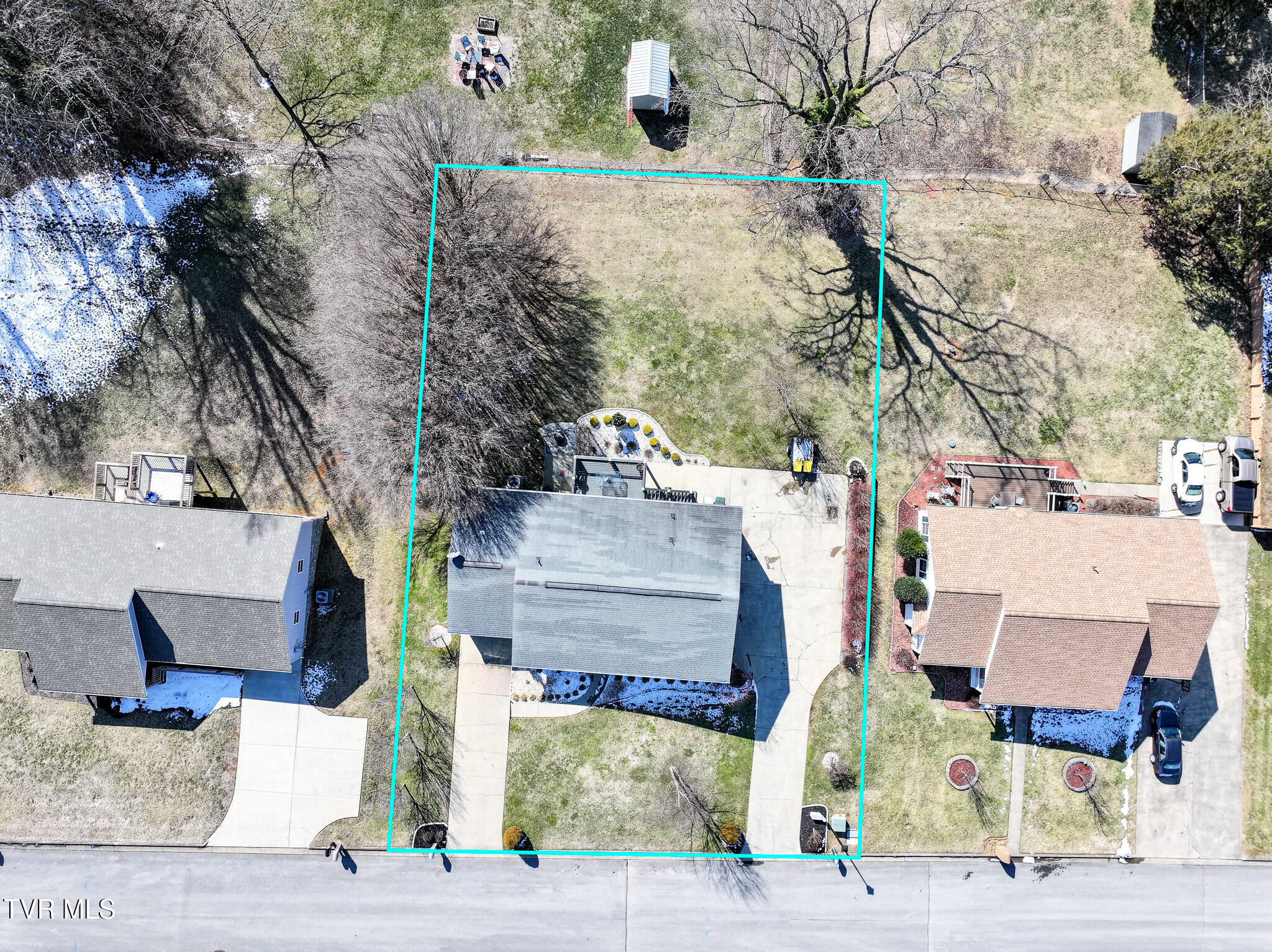 116 Maple Crest Greeneville, TN 37743 - Photo 3 of 44 DJI_20260209123821_0189_D-Edit