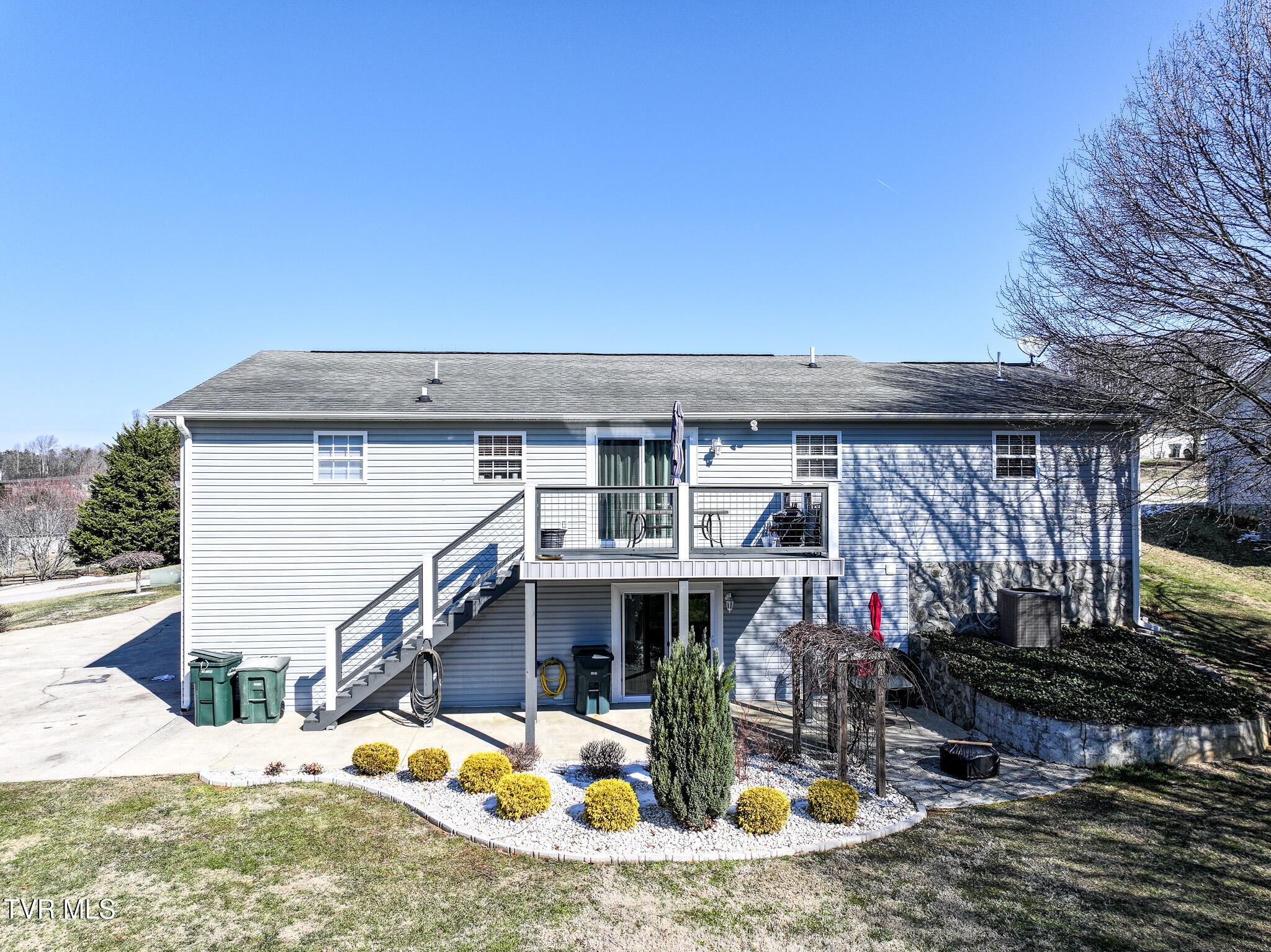 116 Maple Crest Greeneville, TN 37743 - Photo 4 of 44 DJI_20260209123632_0181_D