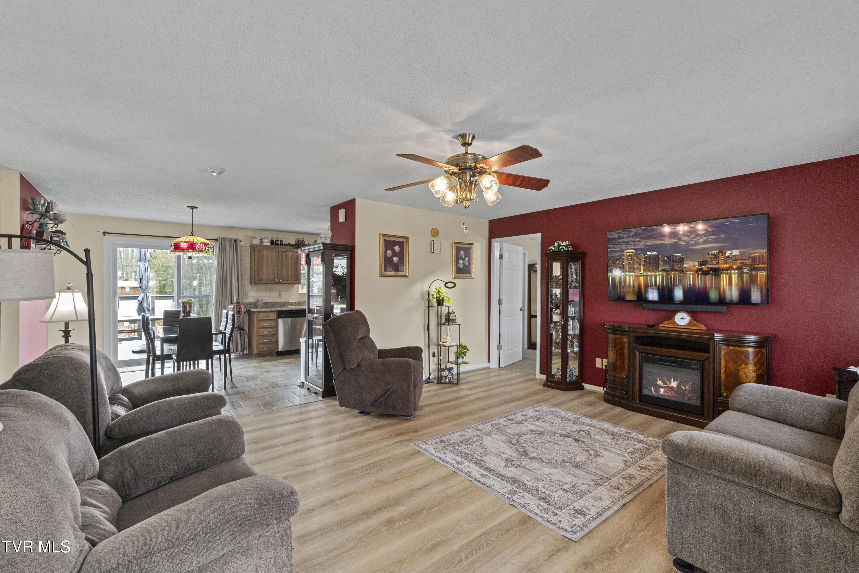 116 Maple Crest Greeneville, TN 37743 - Photo 5 of 44 DSC09515