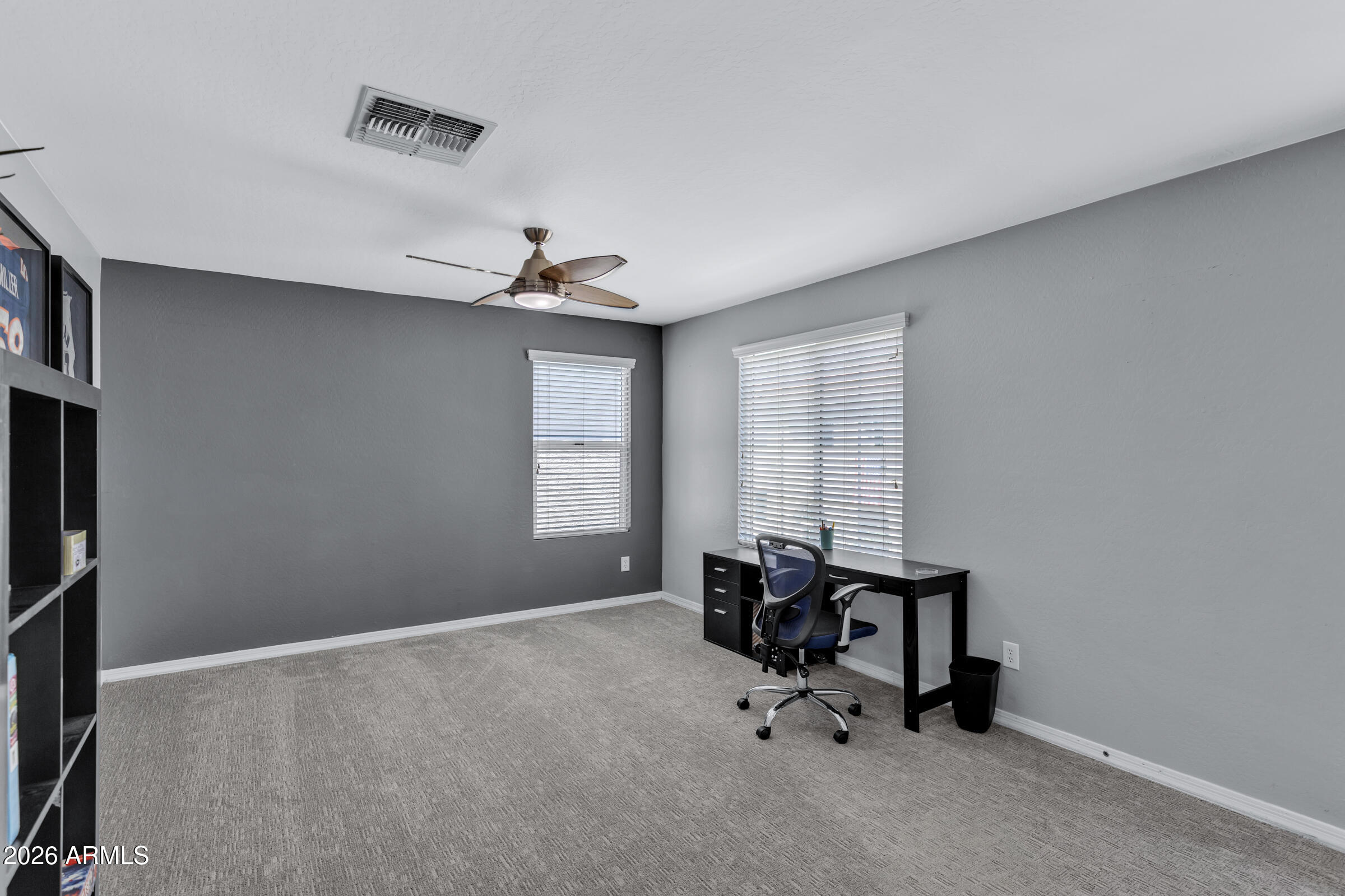 907 South Henry Lane Gilbert, AZ 85296 - Photo 17 of 29 907 S Henry Ln-18