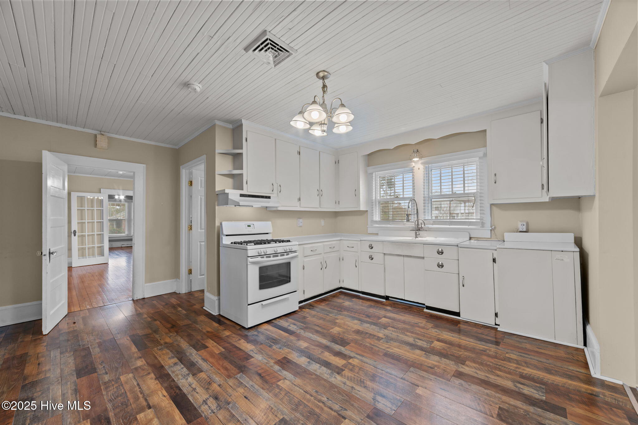 3413 Highway 17 Chocowinity, NC 27817 - Photo 19 of 46 35-web-or-mls-LHV_5527
