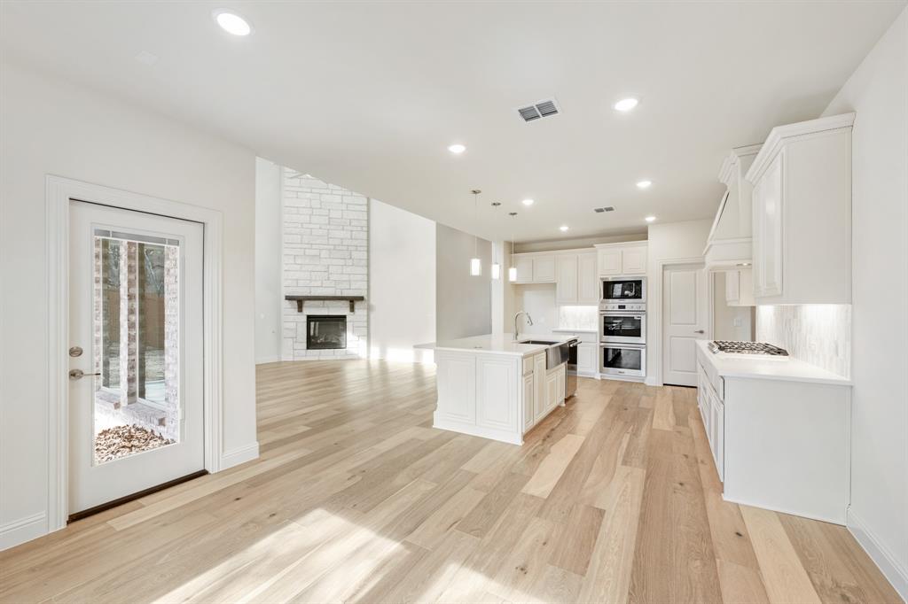 2305 Prosper Way Mansfield, TX 76063 - Photo 13 of 35