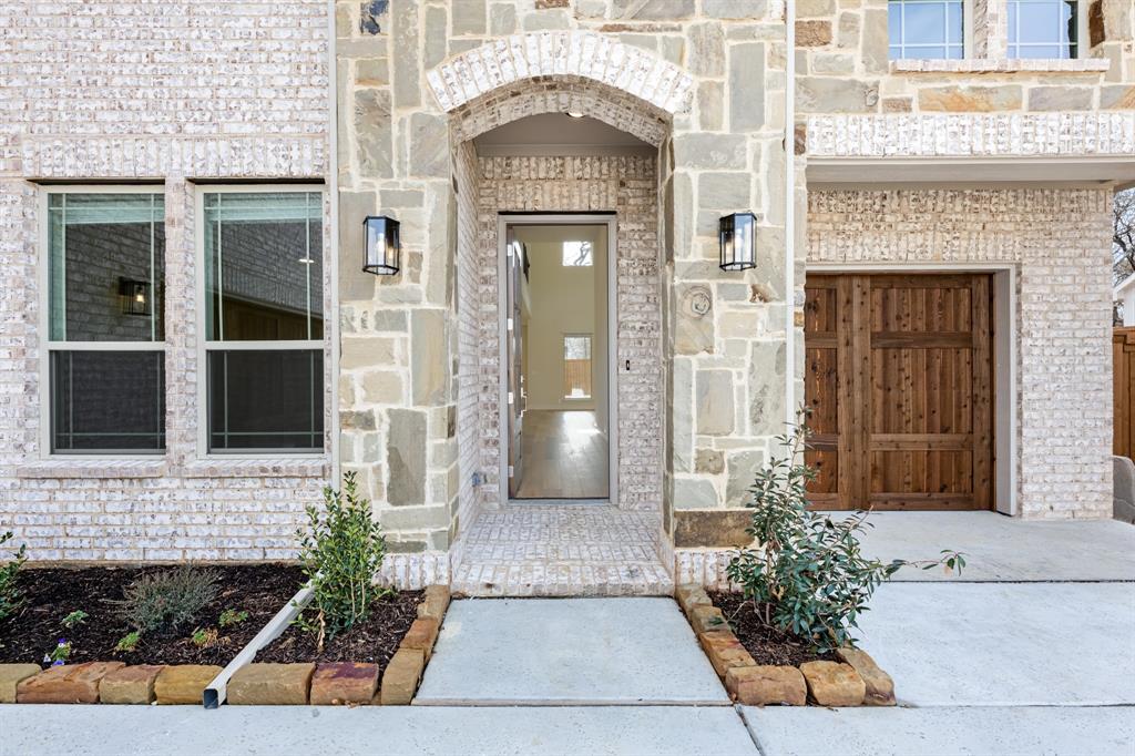 2305 Prosper Way Mansfield, TX 76063 - Photo 4 of 35