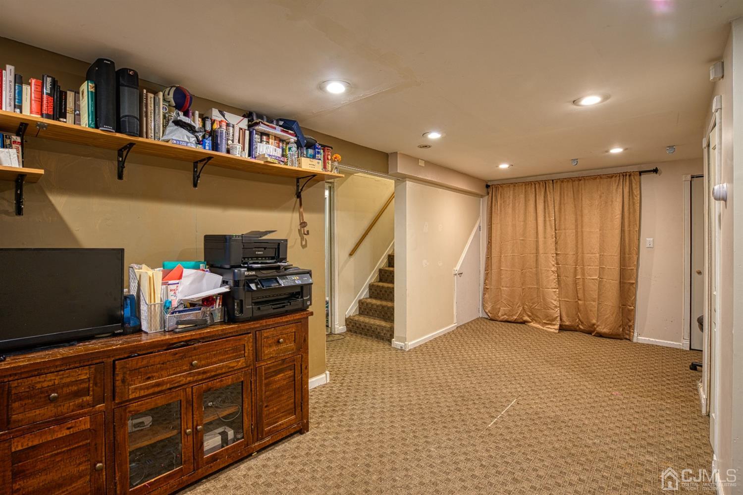 8 Clausen Road Edison, NJ 08817 - Photo 15 of 17 a view of a livingroom with furniture