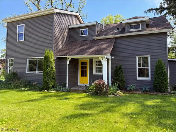 $500,000 | 23691 Redfern Road, Columbia Station, OH 44028