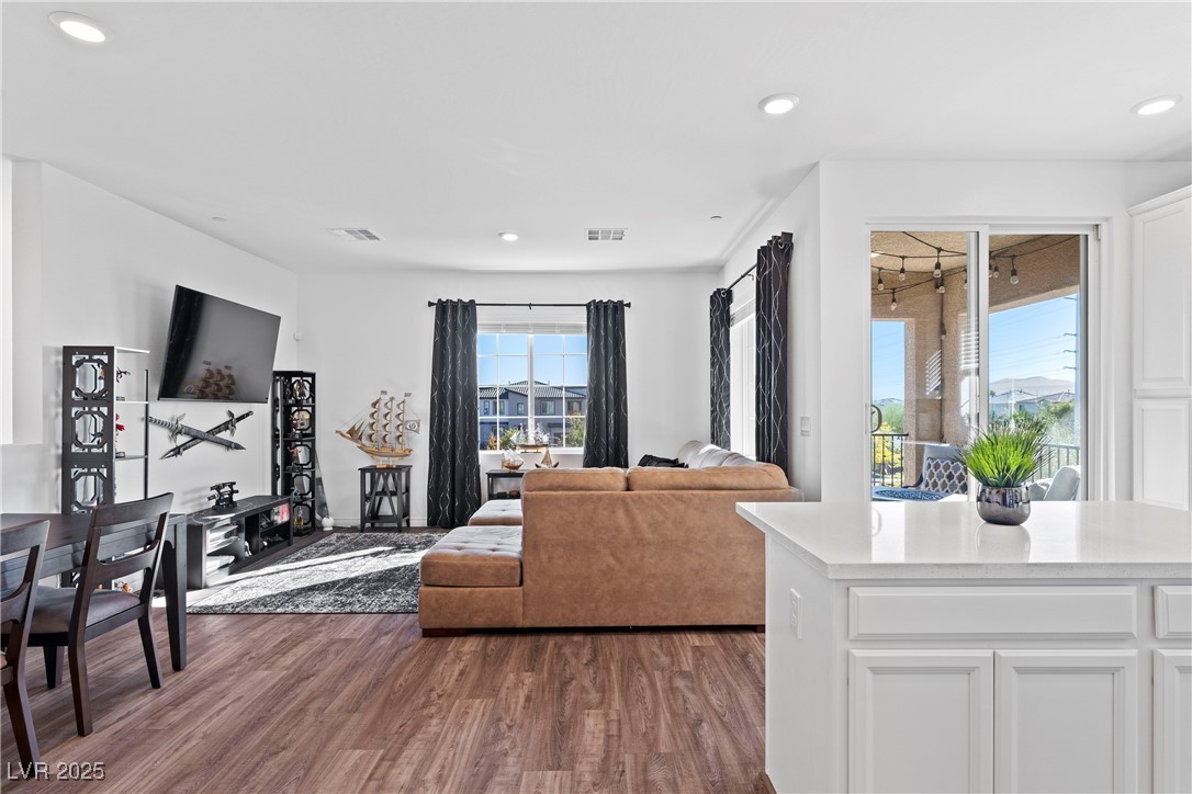 7374 North Decatur Boulevard, Unit 6 North Las Vegas, NV 89084 - Photo 6 of 39