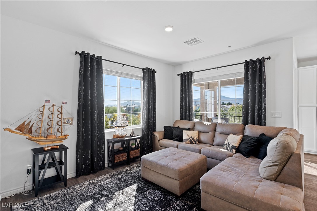 7374 North Decatur Boulevard, Unit 6 North Las Vegas, NV 89084 - Photo 7 of 39