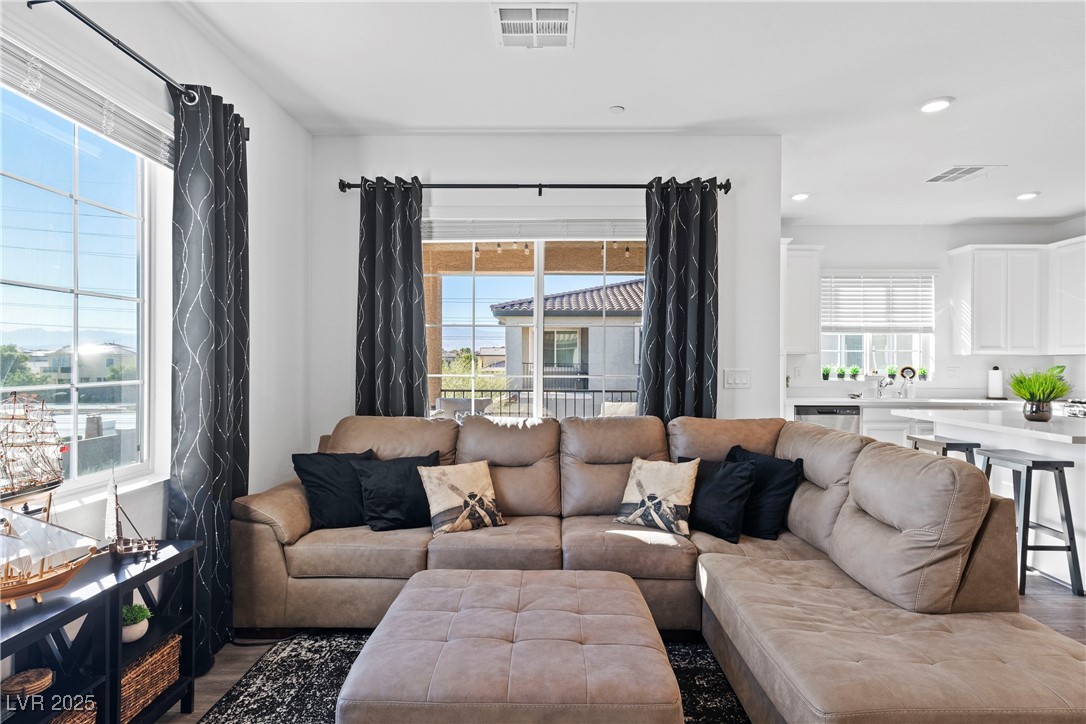 7374 North Decatur Boulevard, Unit 6 North Las Vegas, NV 89084 - Photo 8 of 39