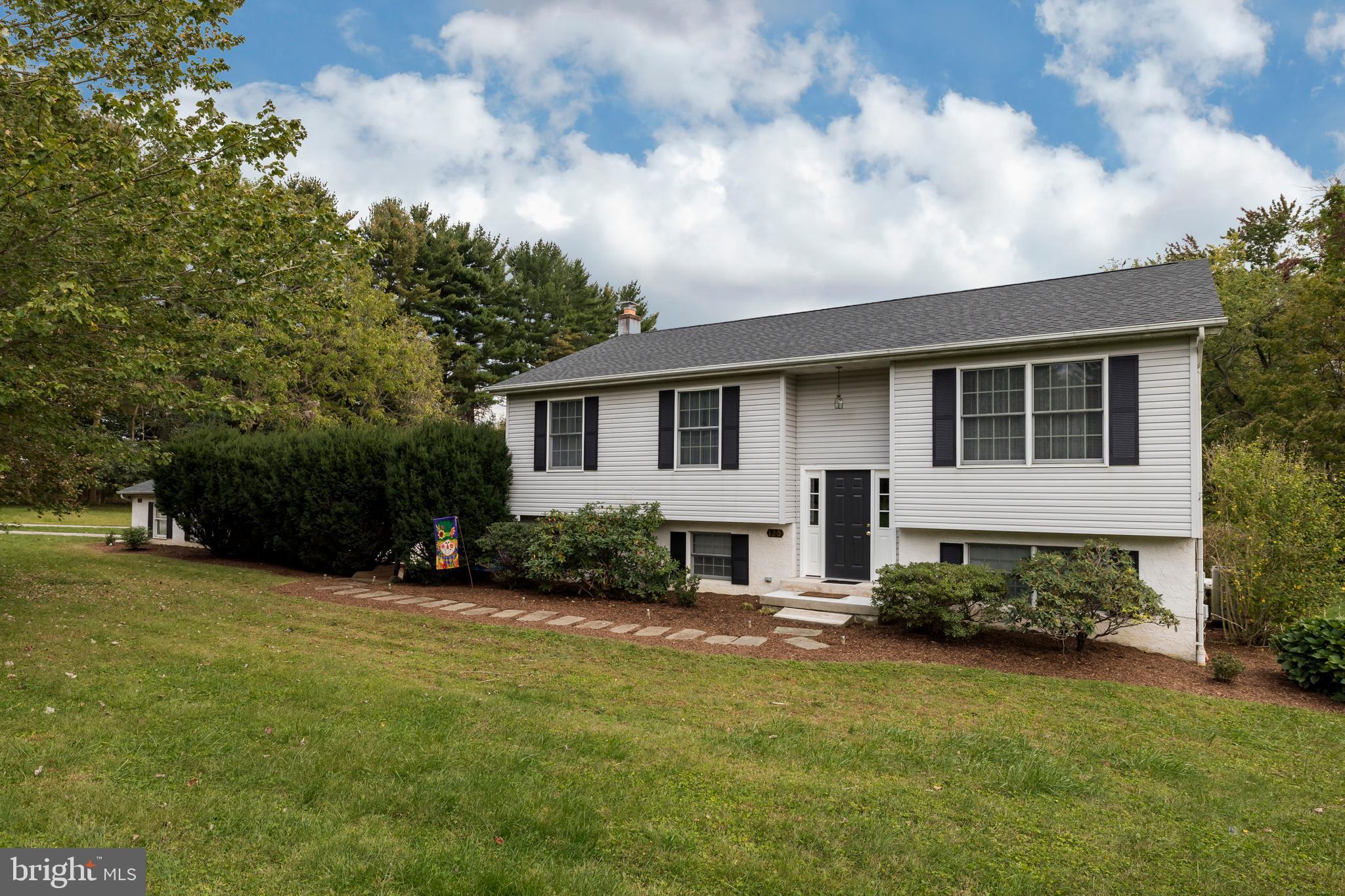 Abundant Front Yard and Attractive Landscaping!