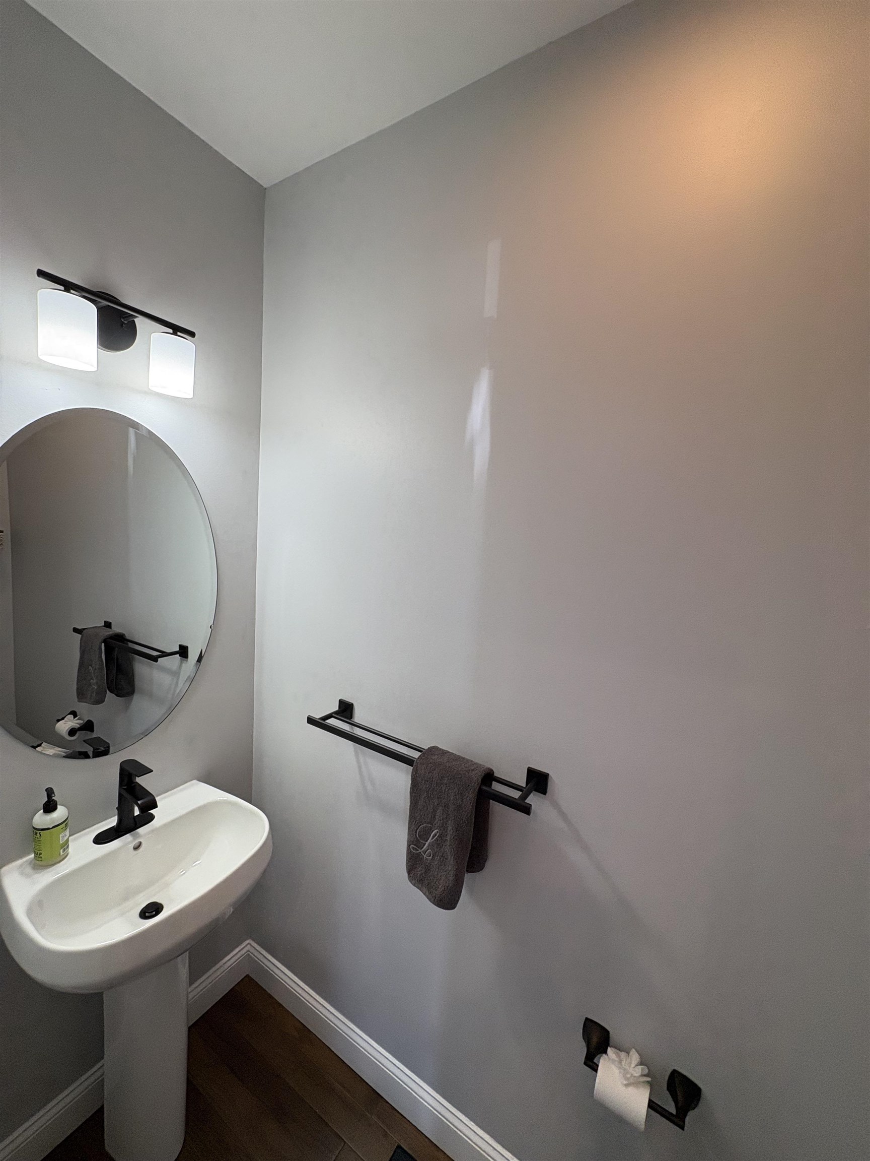 109 Woodview Way Manchester, NH 03102 - Photo 13 of 32