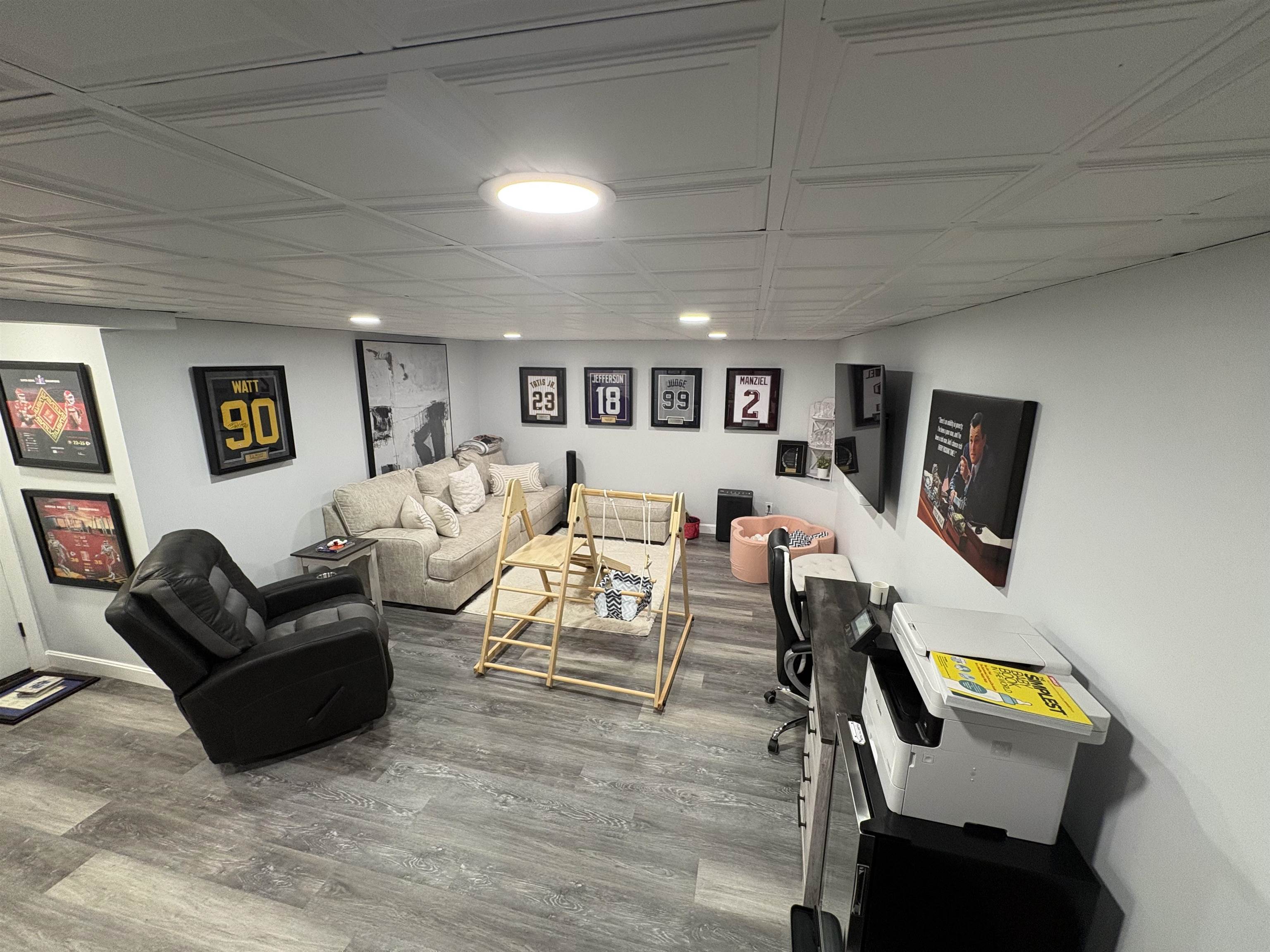 109 Woodview Way Manchester, NH 03102 - Photo 32 of 32