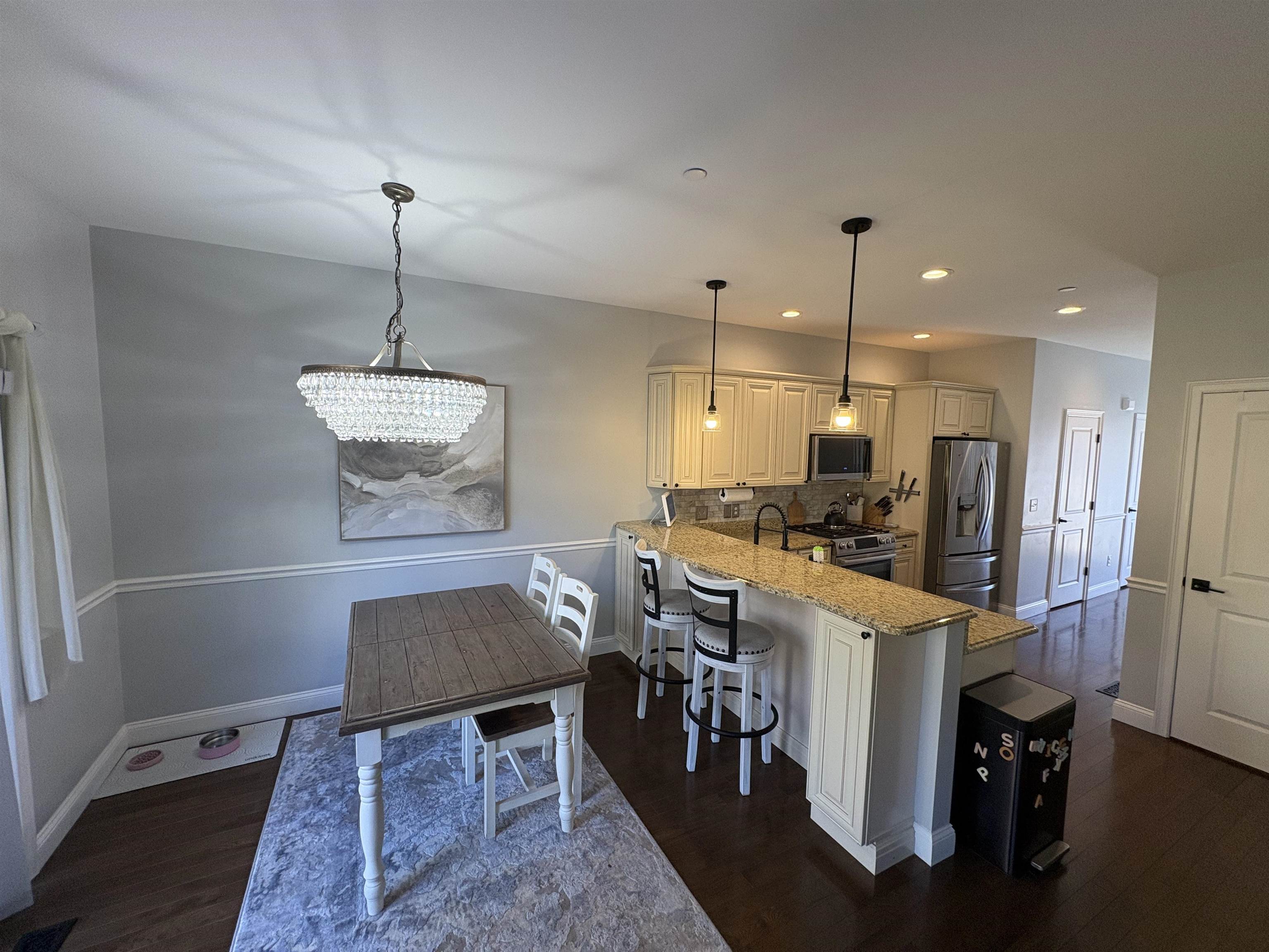 109 Woodview Way Manchester, NH 03102 - Photo 10 of 32