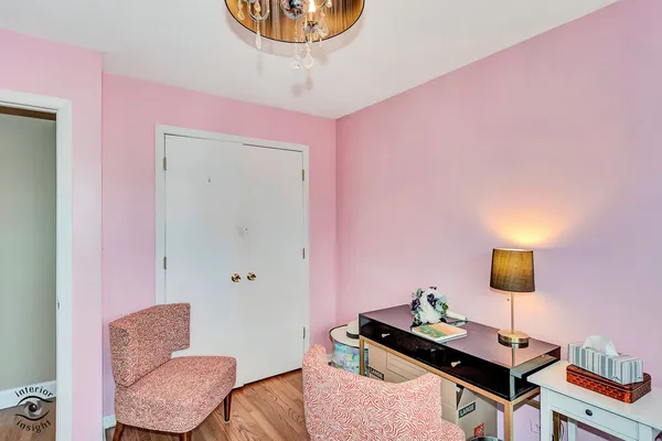 $345,700 | 8838 Oakwood Drive, Hickory Hills, IL 60457