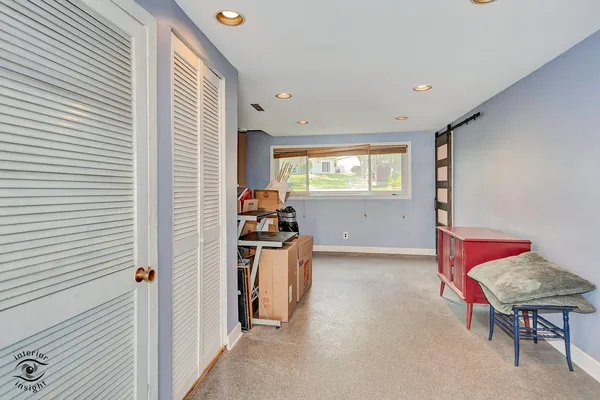 $345,700 | 8838 Oakwood Drive, Hickory Hills, IL 60457