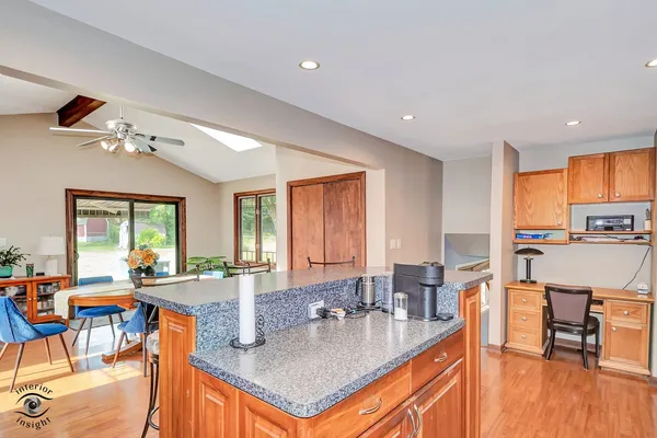 $345,700 | 8838 Oakwood Drive, Hickory Hills, IL 60457