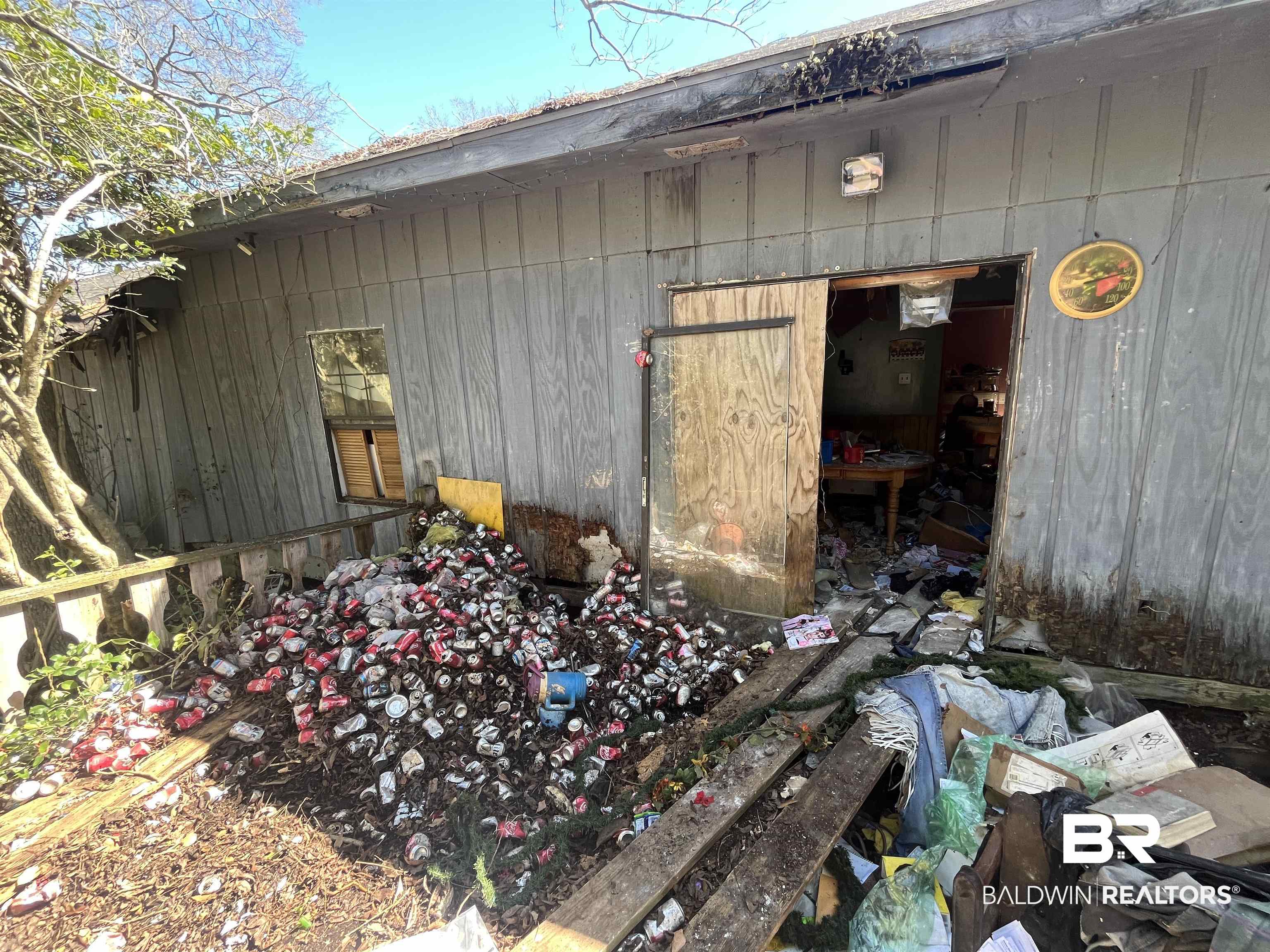 108 Powell Avenue Bay Minette, AL 36507 - Photo 11 of 39 View of side of property
