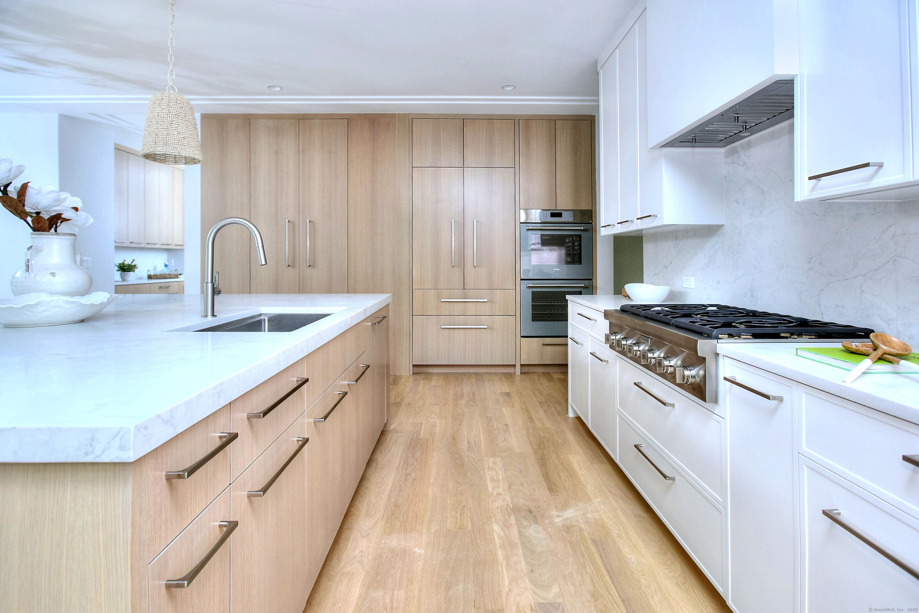 3 Hubbel's Lane Westport, CT 06880 - Photo 12 of 40 Thermador appliances make cooking a breeze.