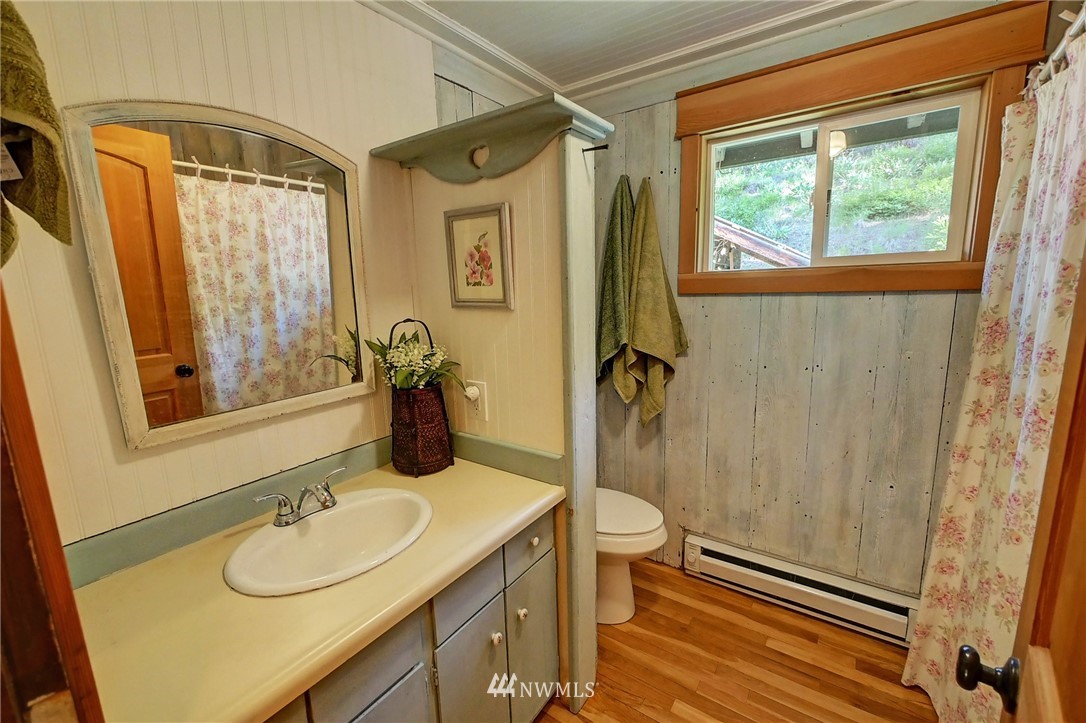 728 Twisp River Road Twisp, WA 98856 - Photo 18 of 25 Gallery Image 18