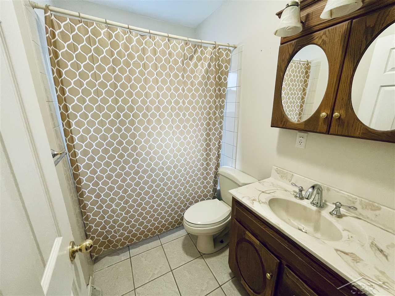 806 Schust Road Zilwaukee, MI 48604 - Photo 8 of 15