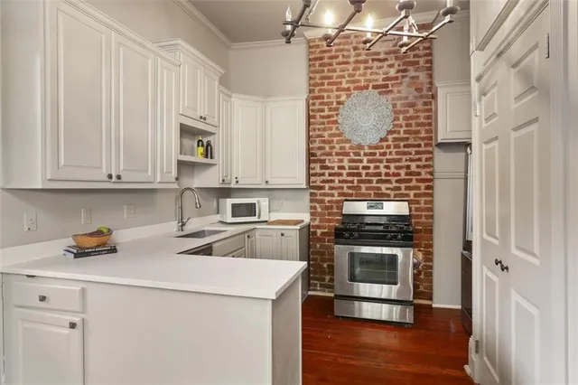 $500,000 | 1125 Amelia Street, Unit 1125, New Orleans, LA 70115